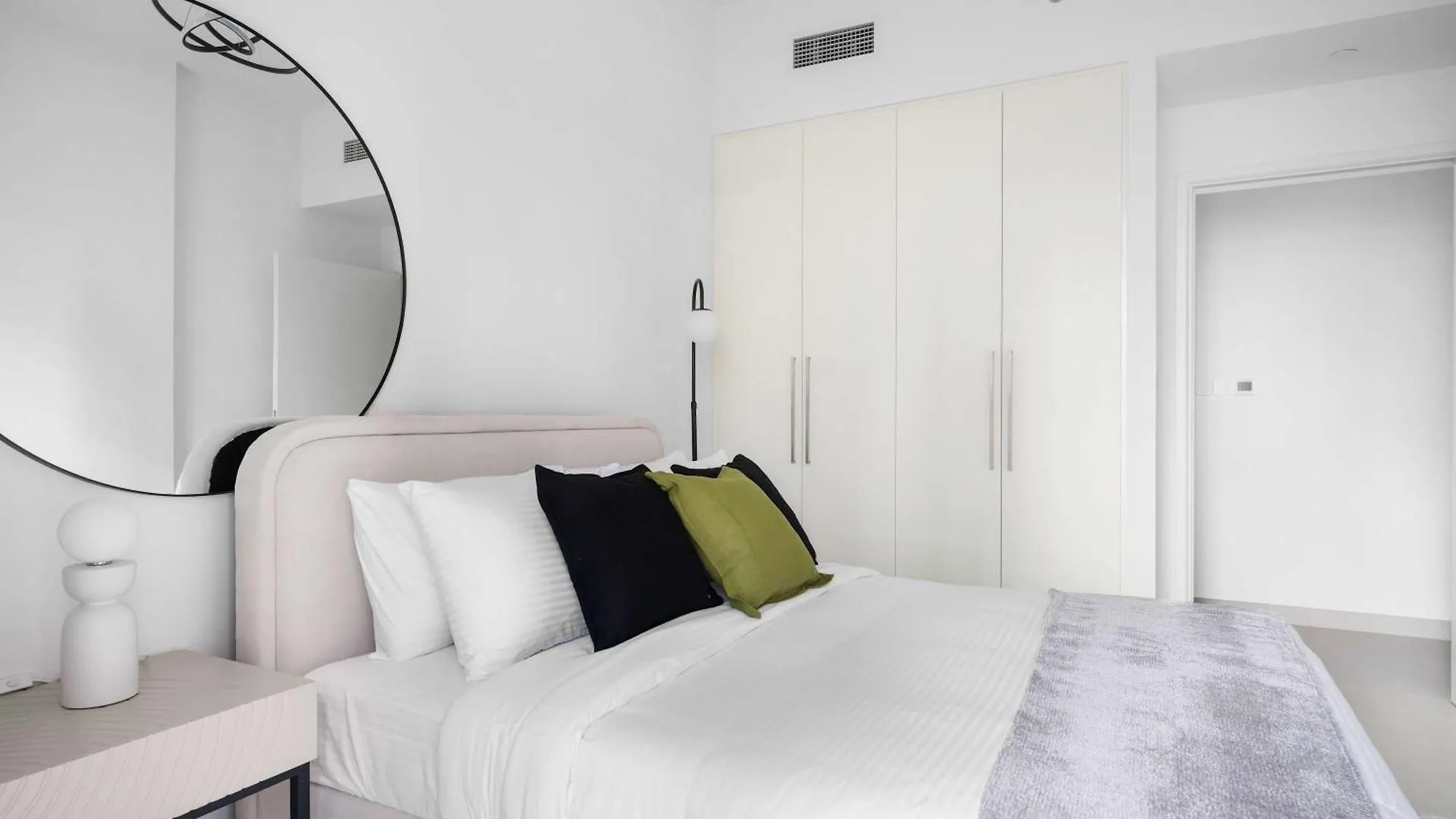 Silkhaus Burj Khalifa View 1Bdr In Burj Crown Apartment Dubai United Arab Emirates