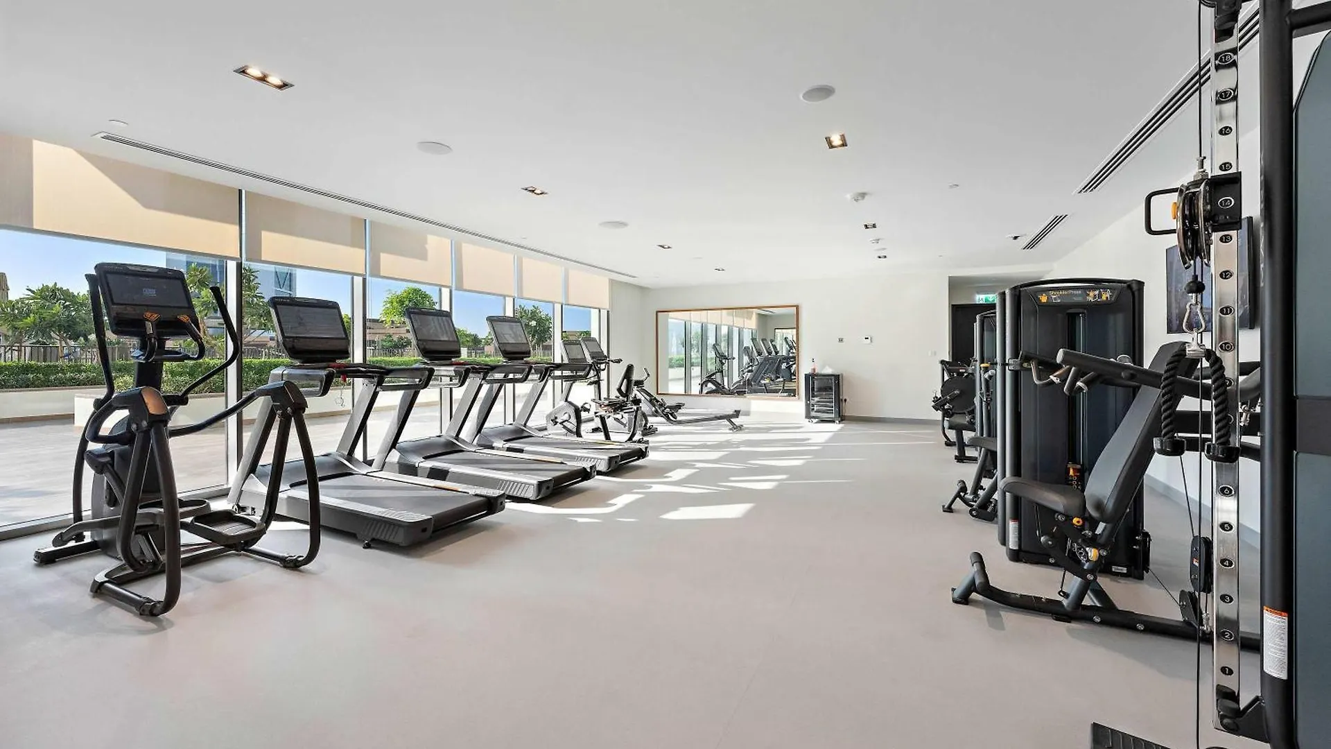 Silkhaus Burj Khalifa View 1Bdr In Burj Crown Apartment Dubai